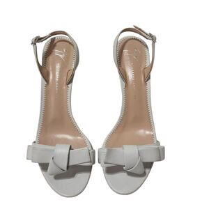 GIUSEPPE Zanotti white bow‎ trimmed heeled sandals size 37 US size 7 6.5?